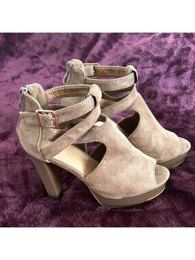 TOP Moda Taupe Suede Peep-Toe Platform Heels